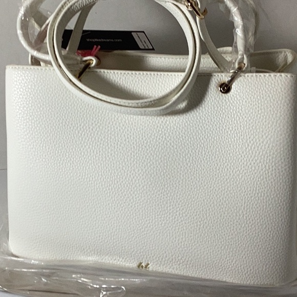 Like Dreams
Jenna Bow Satchel - Picture 12 of 12